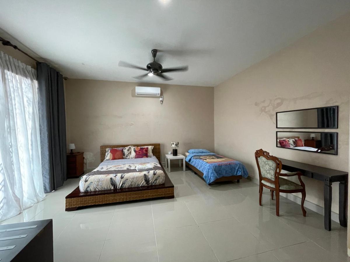 Vila Ayah Kota Bharu Exterior photo